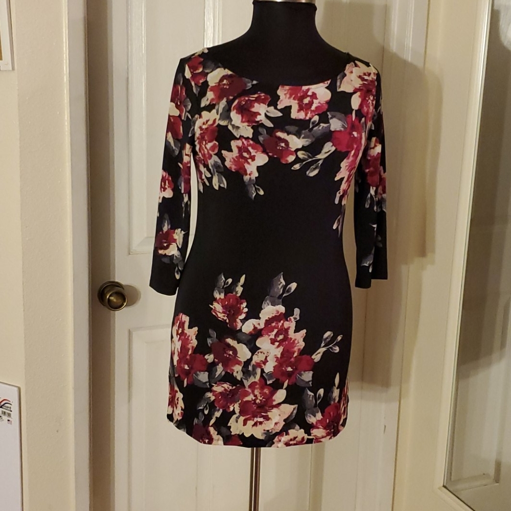 White House/Black Market